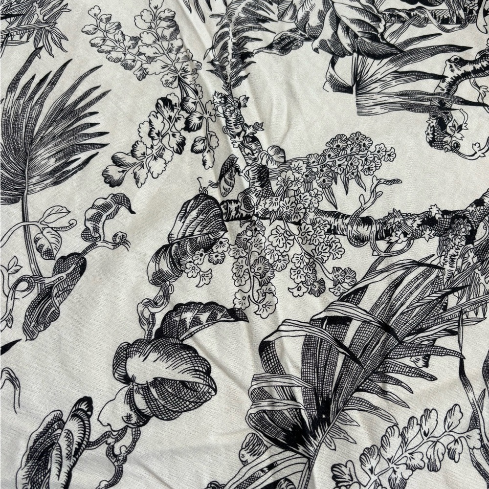 T Tahari Monochrome Botanical A-Line Linen Skirt Size 2 - Picture 5 of 10